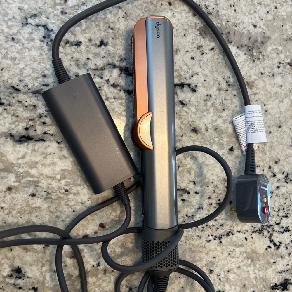 Dyson Hair Straightener in Gray and Copper